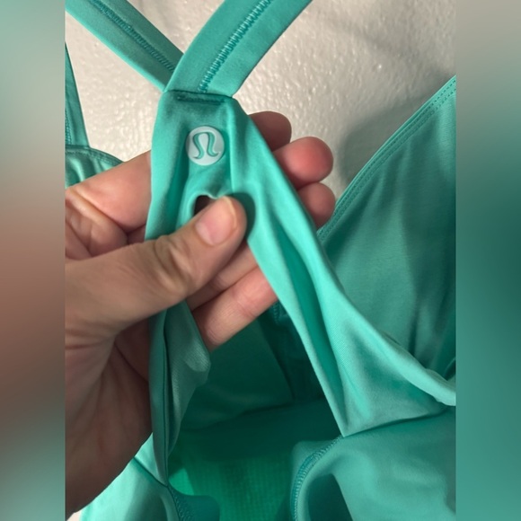 Lululemon Wrap It Up Tank - Picture 8 of 9